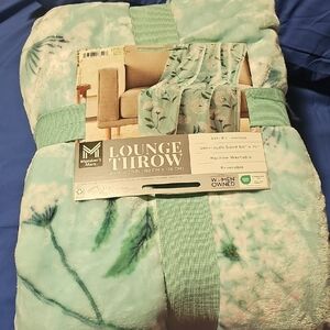 Member's Mark Soft & Luxurious Lounge Throw - Mint Green